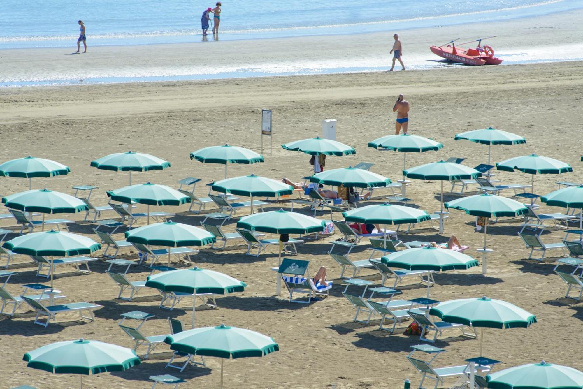 Nautic Beach Hotel Римини Экстерьер фото